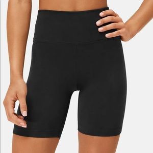 OV Flow 7” shorts in Black